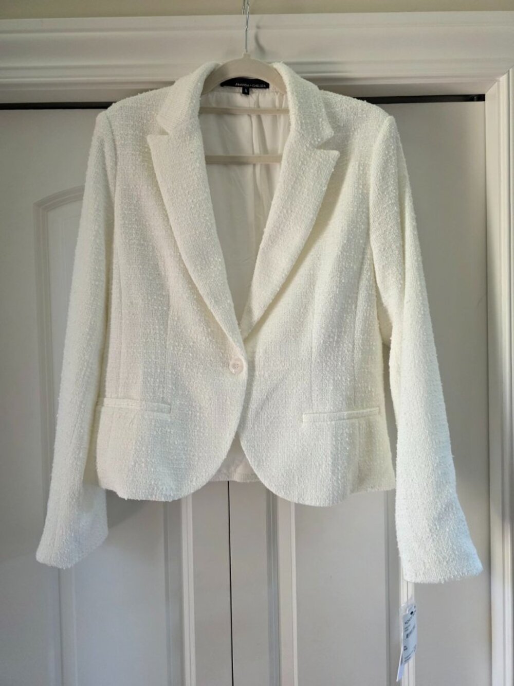Amanda & Chelsea Bouclé Tweed Knit Blazer